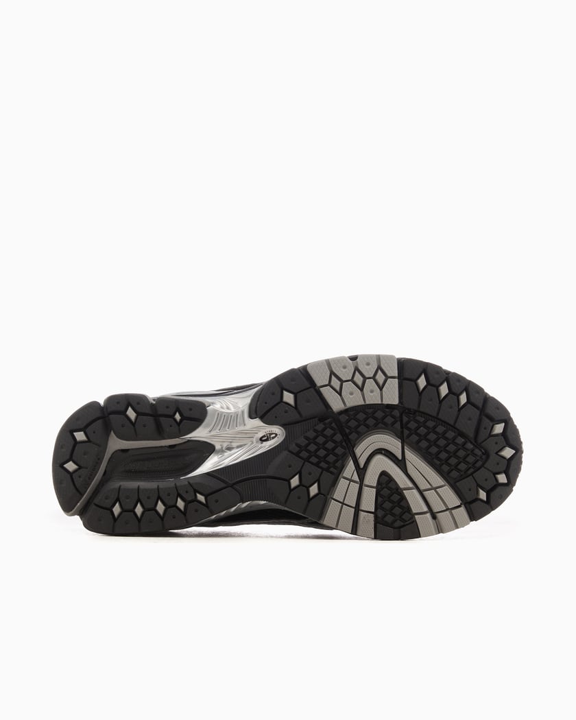 New Balance 1906L Silver Metallic Black