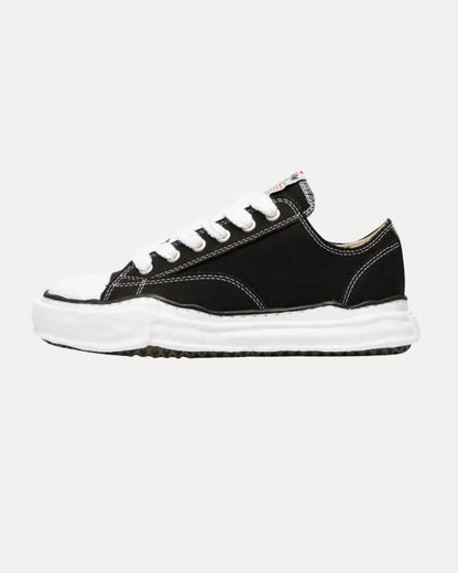 Street Low Sneaker