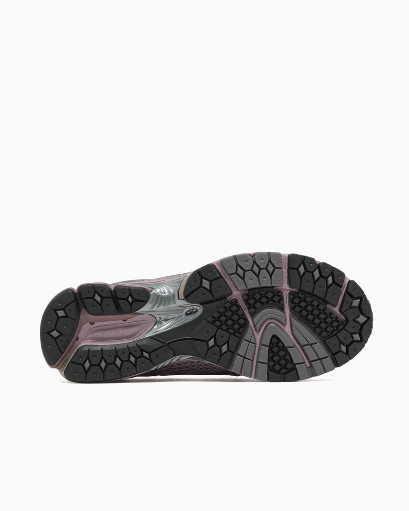New Balance 1906L Pink