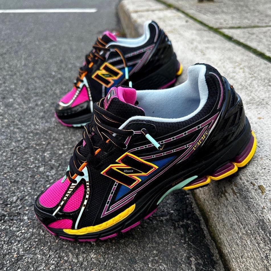 New Balance 1906R Neon Nights
