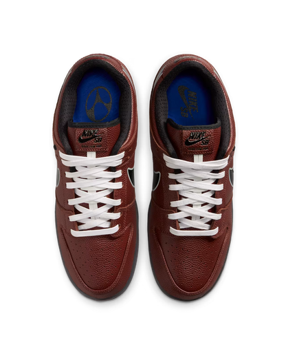 Nike SB Dunk Low Limosine Skateboards
