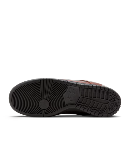 Nike SB Dunk Low Limosine Skateboards