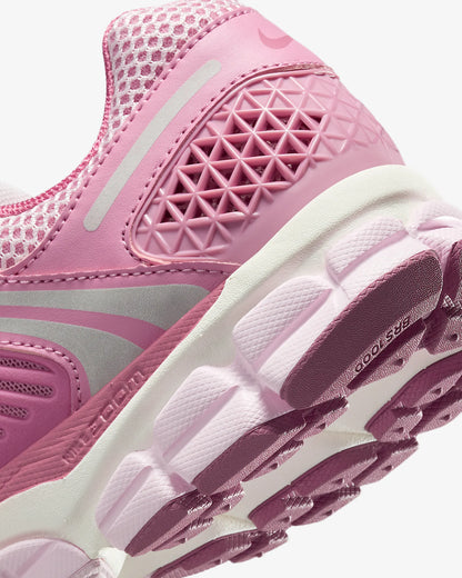 Nike Zoom Vomero 5 Elemental Pink