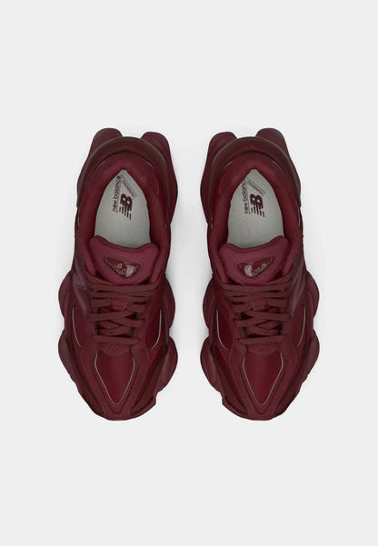 New Balance 9060 Burgundy