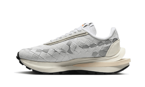 Nike Vaporwaffle Woven Sacai Jean Paul Gaultier White