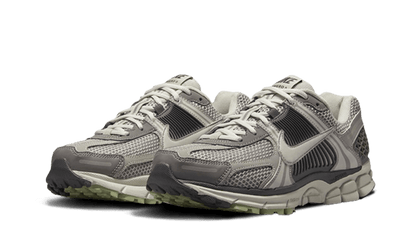 Nike Unisex Sneakers Zoom Vomero 5 Cobblestone